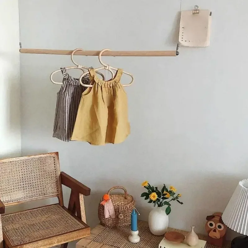 خطافات حائط من الخيزران لتنظيم - مراجعة Baby Clothing Hangers وسعره