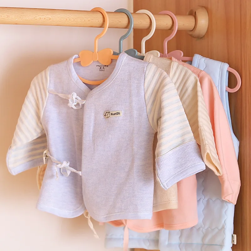 5-50 قطعة شماعات الطفل البلاست - مراجعة Baby Clothing Organizer وسعره