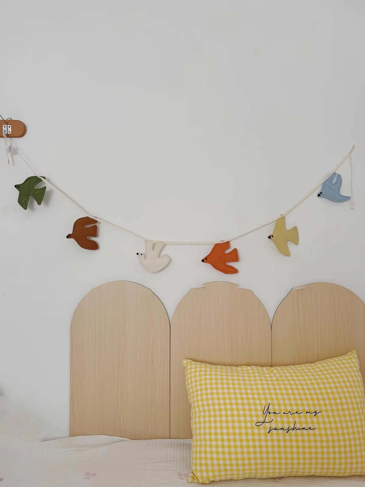 أعلام قماشية على شكل طيور لتزي - مراجعة Baby Clothing Material وسعره